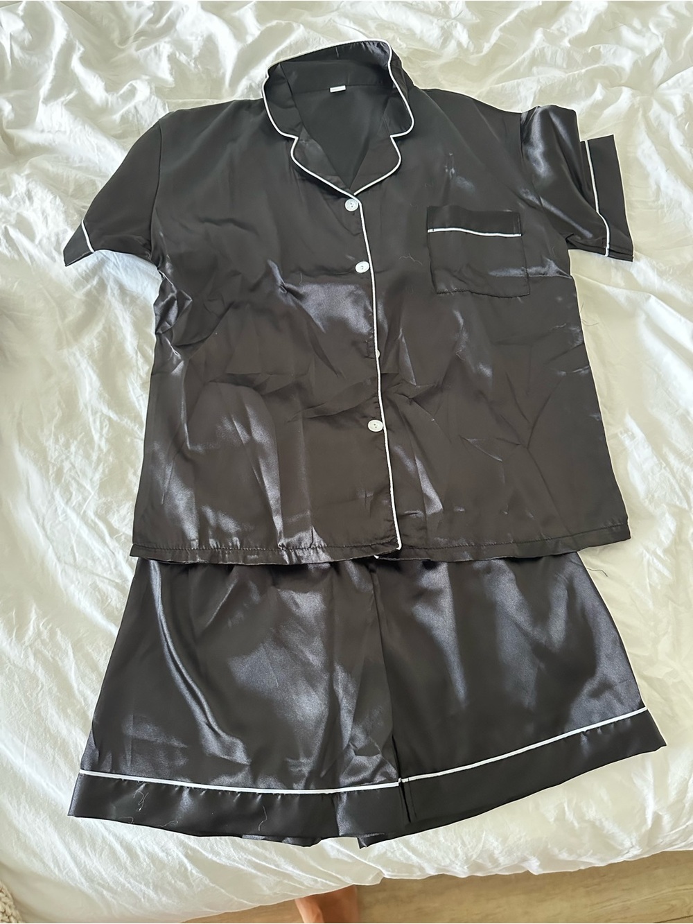 Women's Black Short Sleeve Pajama Set with Contrast Piping
